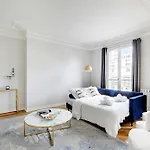 Prestige Avenue Kleber