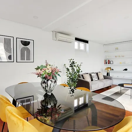 Prestige Avenue Kleber 아파트