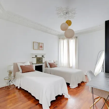 Prestige Avenue Kleber *