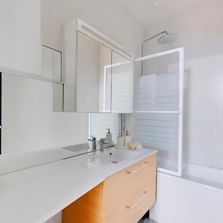 아파트 Prestige Avenue Kleber