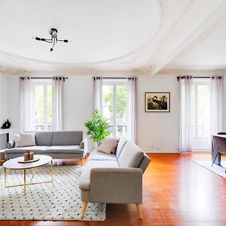 Prestige Avenue Kleber