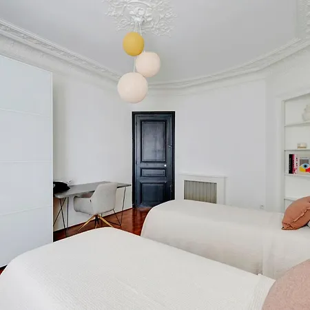 Prestige Avenue Kleber
